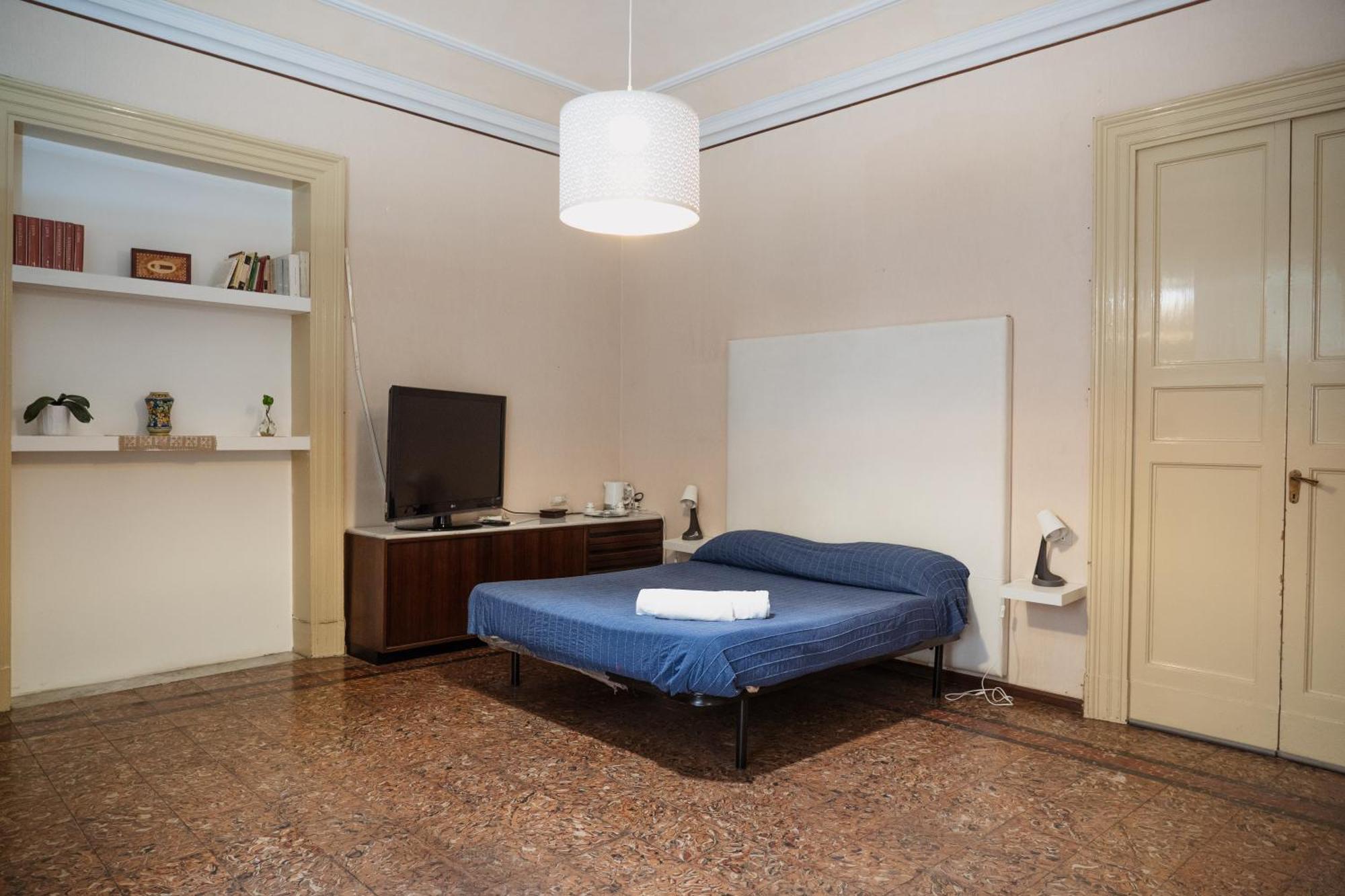 Bed and Breakfast Bed And Books Катания Экстерьер фото
