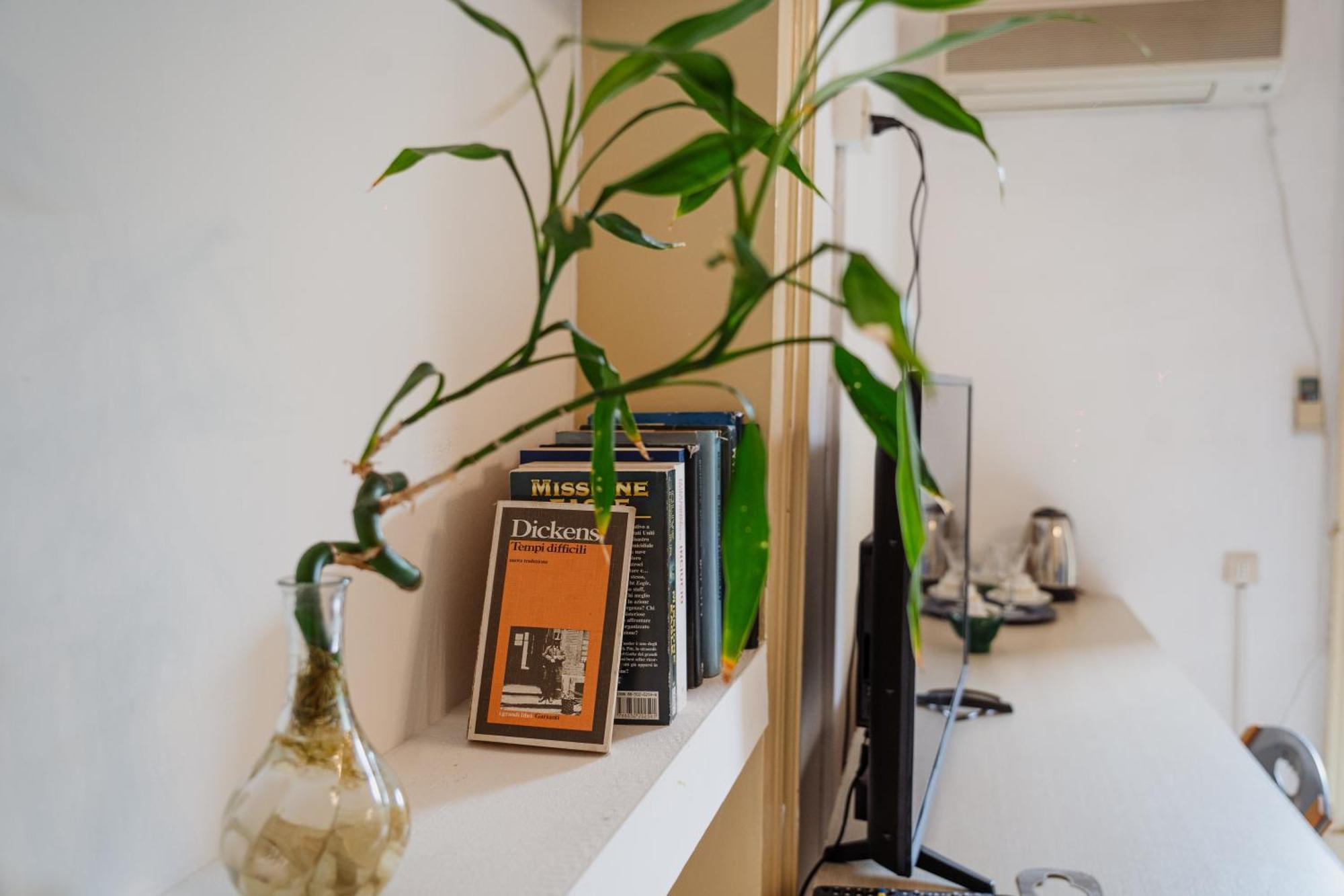 Bed and Breakfast Bed And Books Катания Экстерьер фото