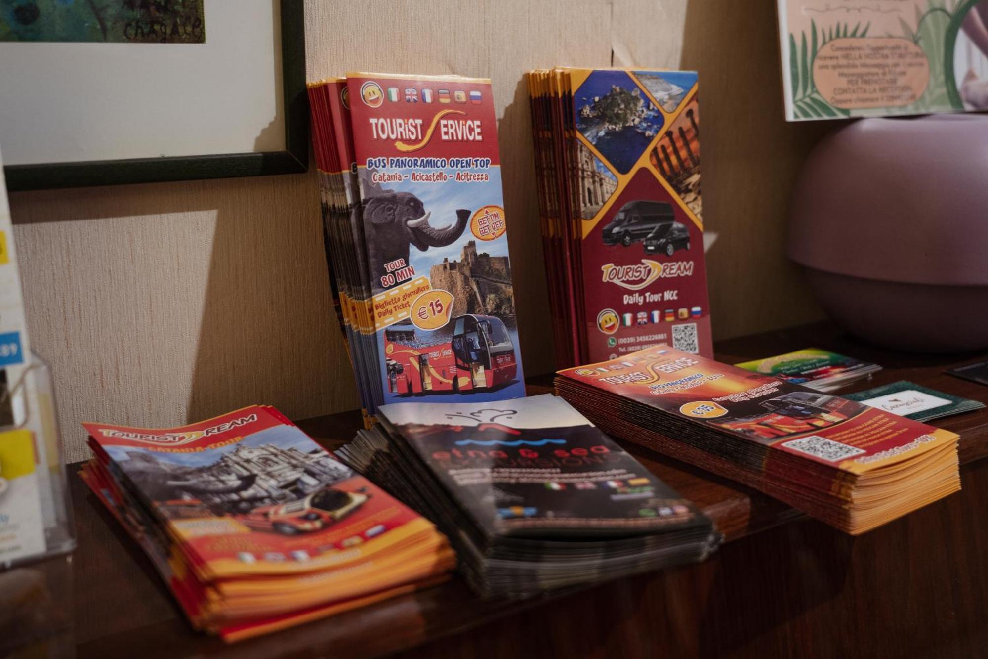 Bed and Breakfast Bed And Books Катания Экстерьер фото